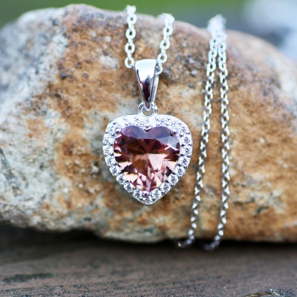 Mesmerizing Color Shift Heart Diaspore Pendant in Sterling Silver 925 - Picture 7 of 12